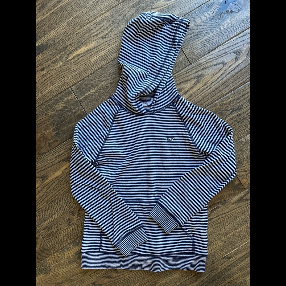Vineyard vines hoodie